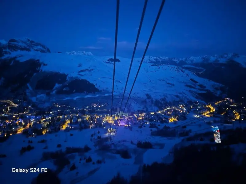 La vallée de nuit